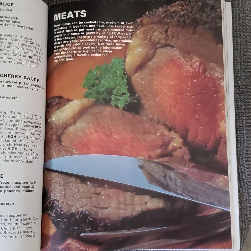 Vintage Panasonic - The Genius -  Microwave Oven Cookbook (1980s)